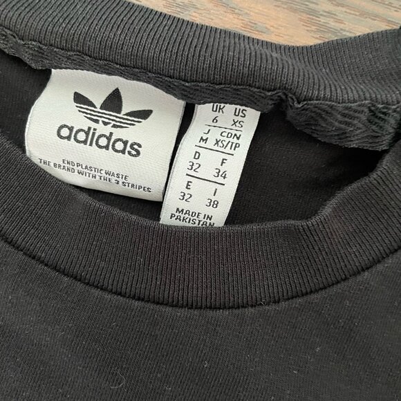 Adidas Original Long Sleeve T-shirt - Size XS - Picture 4 of 4